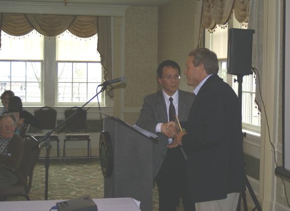 Department Chair Tze-ki Hon recognizes distinguished History Department alumnus Joseph Bucci