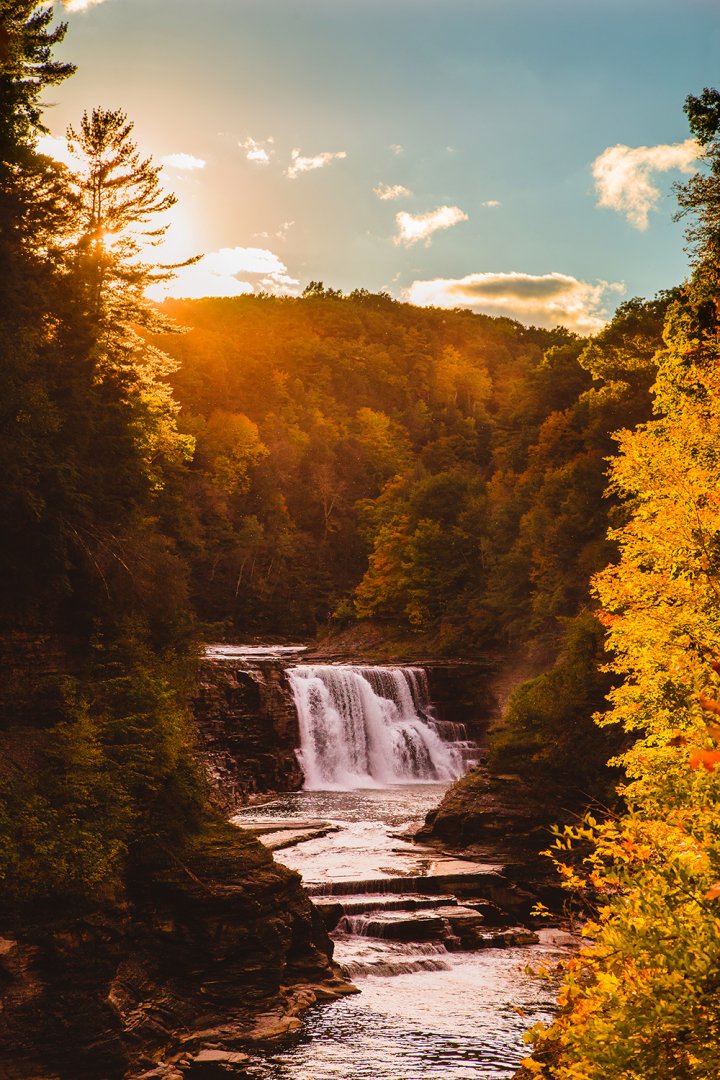 View of Middle Falls at Letchworth State Park