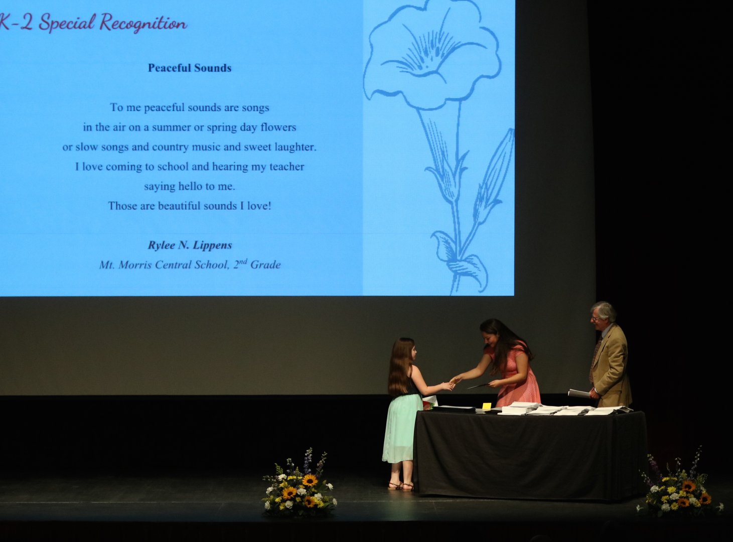 Rylee N. Lippens receives award