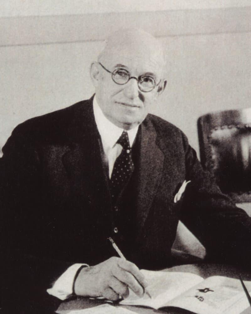 Winfield Holcomb