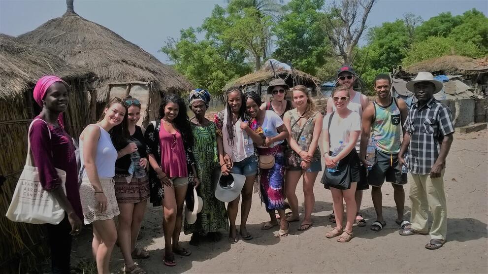 Photo of summer 2017 group in Senegal 