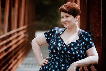 Elizabeth "Bizzy" Coy '06