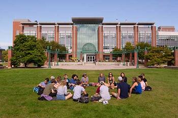 Suny Geneseo Campus: Students on Great Lawn