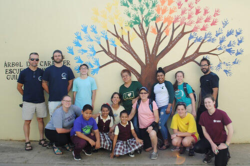 Photo of Geneseo Students in Puerto Rico