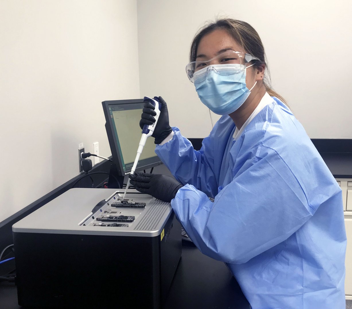 Sakura Hamazaki '21 working in the Regeneron Pharmaceuticals lab