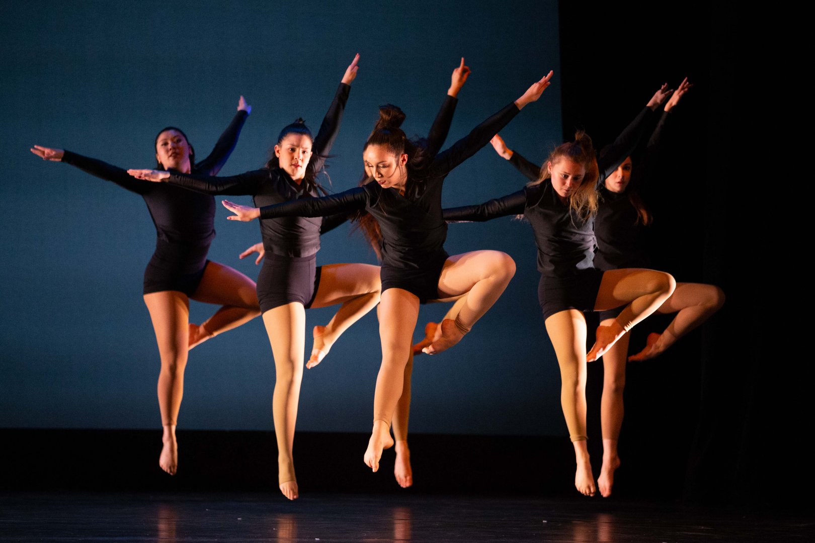 Dance Ensemble Performs Dancing on the Edge SUNY Geneseo