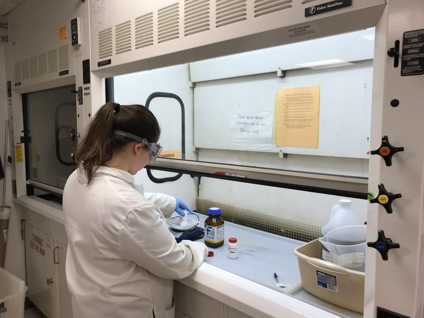 Using a chemical fume hood