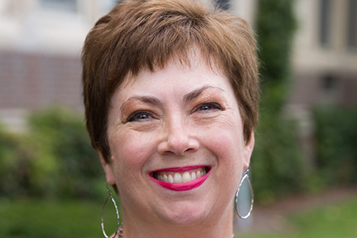 Denise Reed Lamoreaux '84