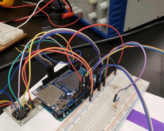 The wiring for the system for lifting plates out of the battery.