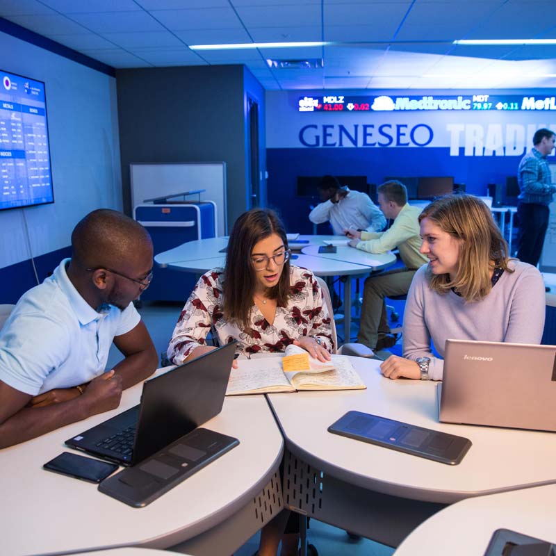 students in trading room
