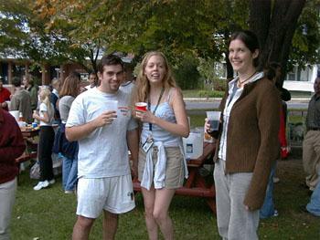 Students eating food