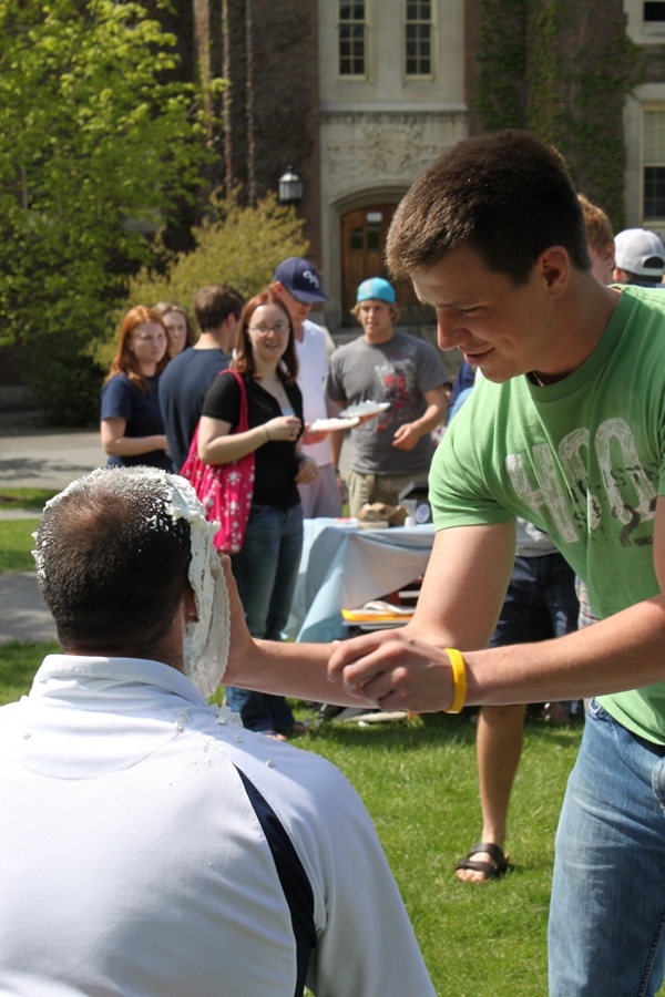 kris heeres being pied in the face