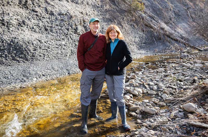 Jeffrey Over and Jennifer Apple