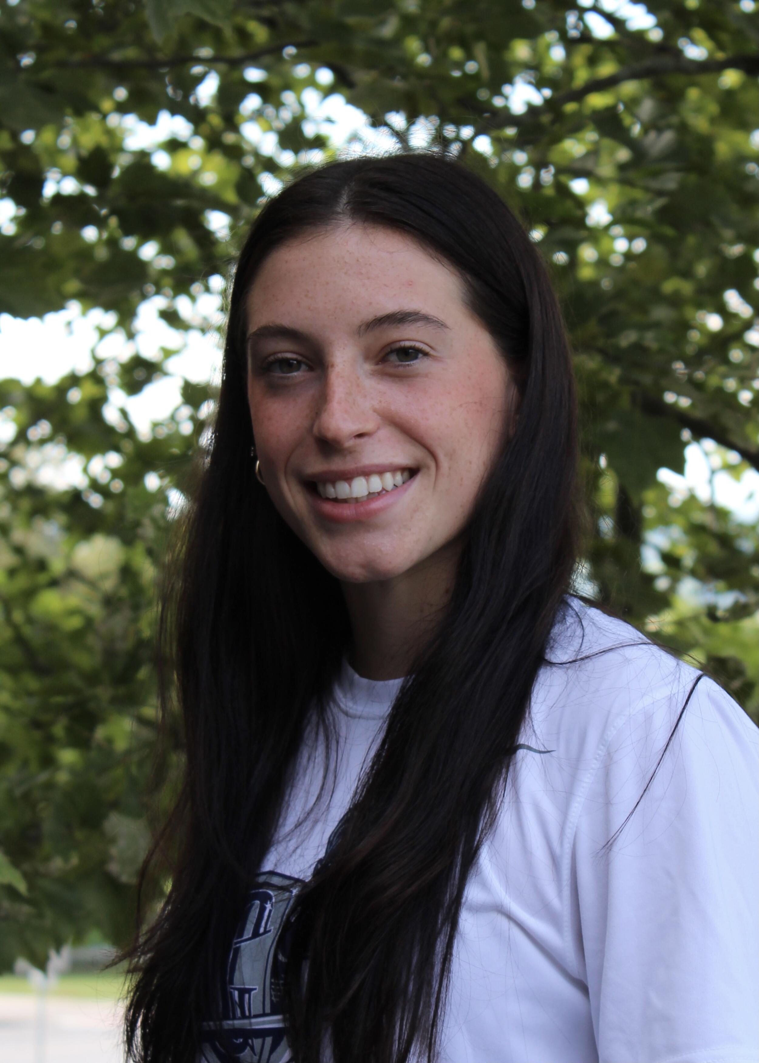 Emily Abbati Head Shot Emily Abbati Head Shot