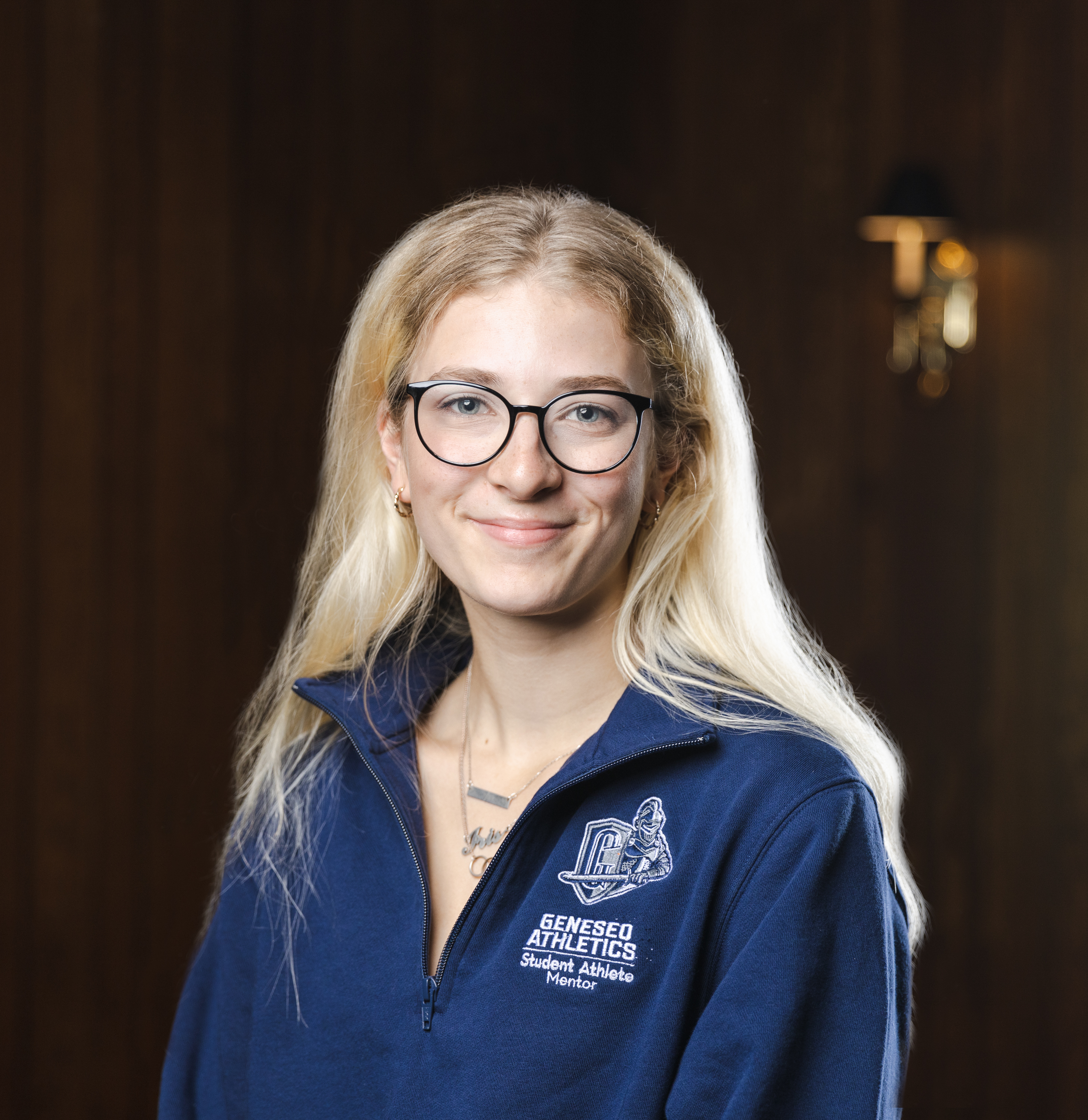 SAMHeadshots_MB8_09062022 Iris Kahris Head Shot