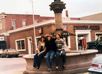 Geneseo Storyteller: Karen Woodward ’84