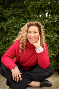  Molly Smith Metzler ’00